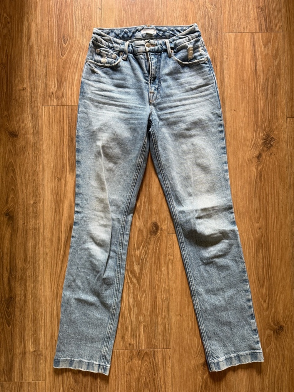 Good American Light Wash Straight Leg Jeans